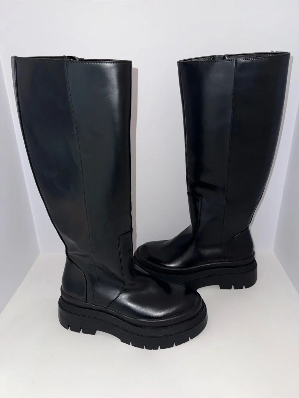 WOMENS NWT ZARA TALL TRACK SOLE BLACK BOOTS SZ 38/7.5